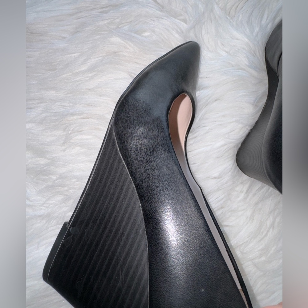 Mix No. 6 Black Pointed-Toe Wedge Pumps - Picture 5 of 8